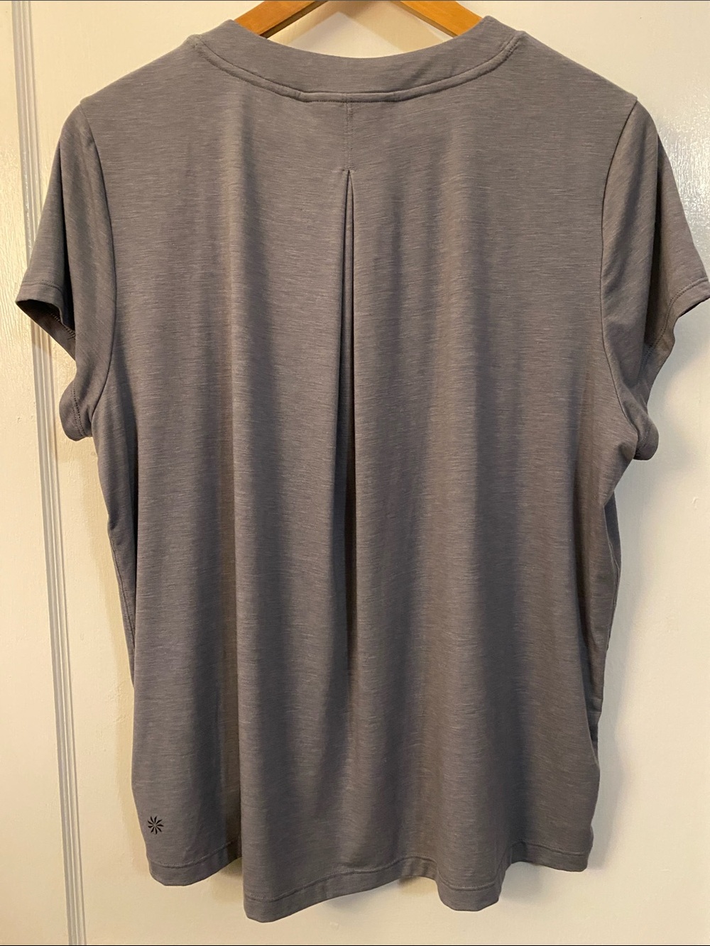 Athleta Move With Ease Short Sleeve Crew Tee - Slate Blue Small - Picture 5 of 9